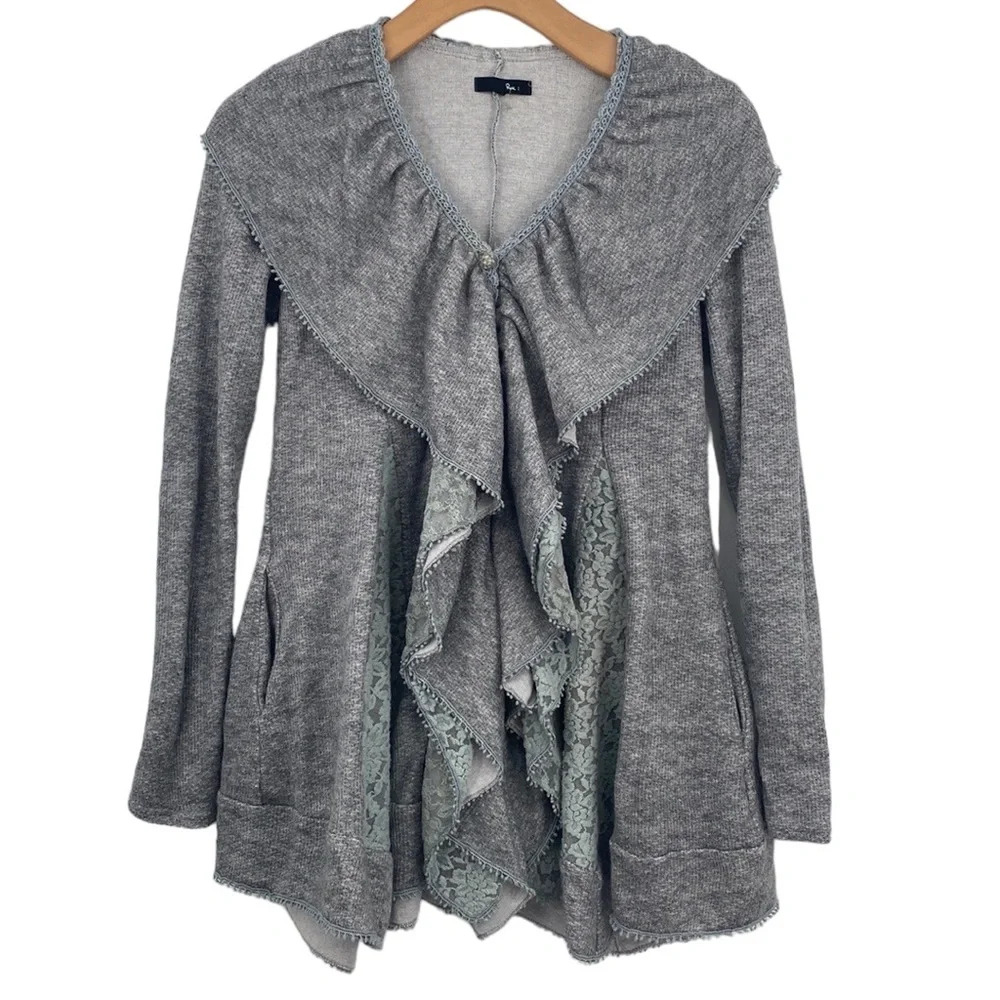 Ryu Sweater Cardigan Womens Medium Gray Long Sleeve Ruffle Drape Lace ModCloth